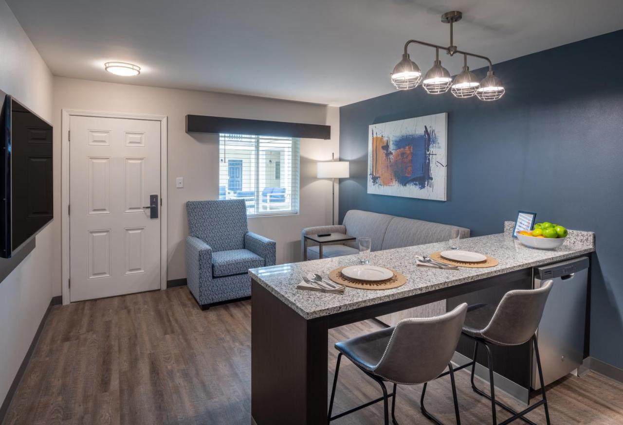 Stayapt Suites Alexandria-Fort Belvoir מראה חיצוני תמונה