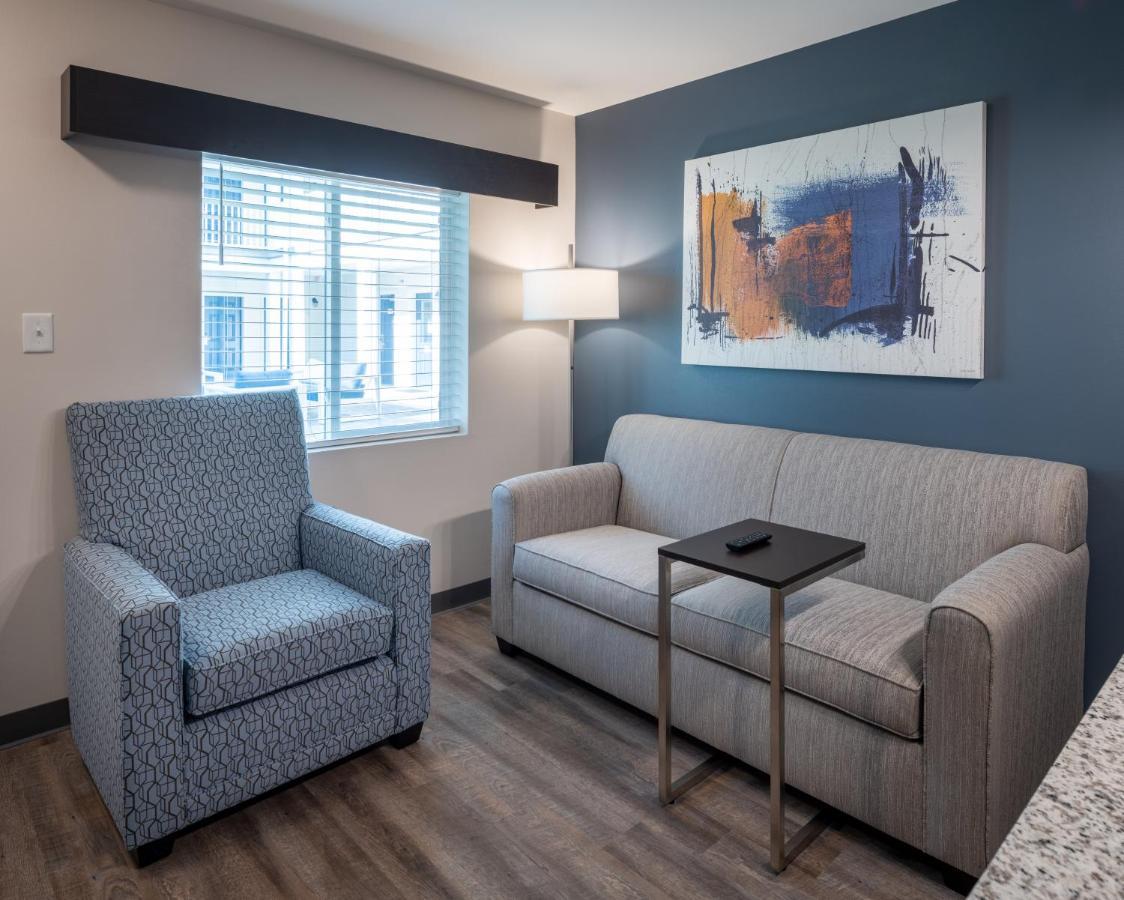 Stayapt Suites Alexandria-Fort Belvoir מראה חיצוני תמונה