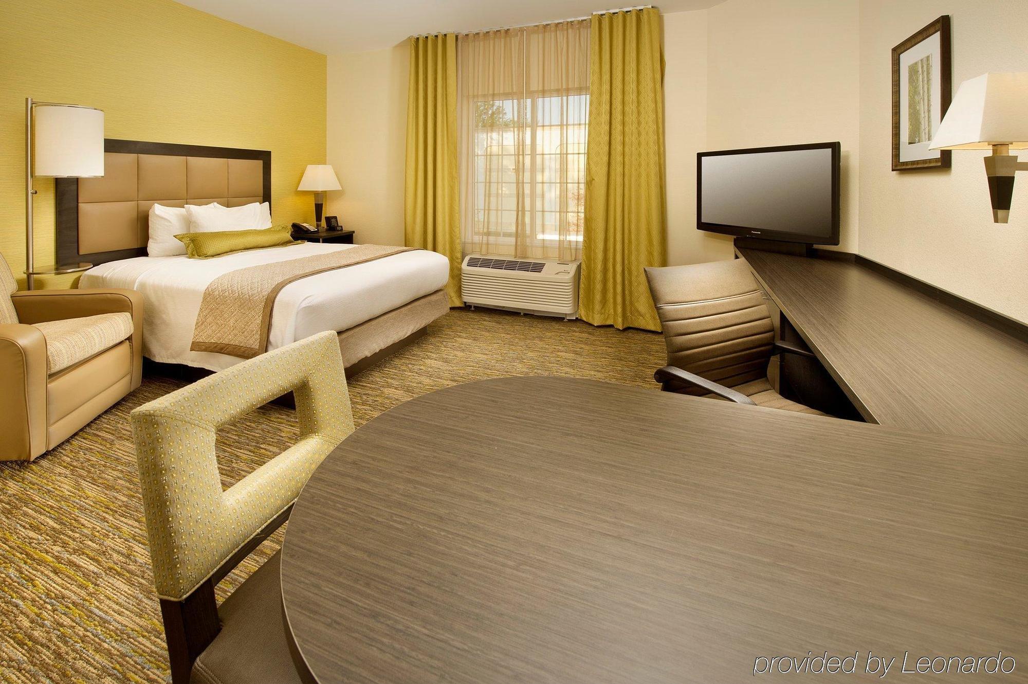 Stayapt Suites Alexandria-Fort Belvoir מראה חיצוני תמונה