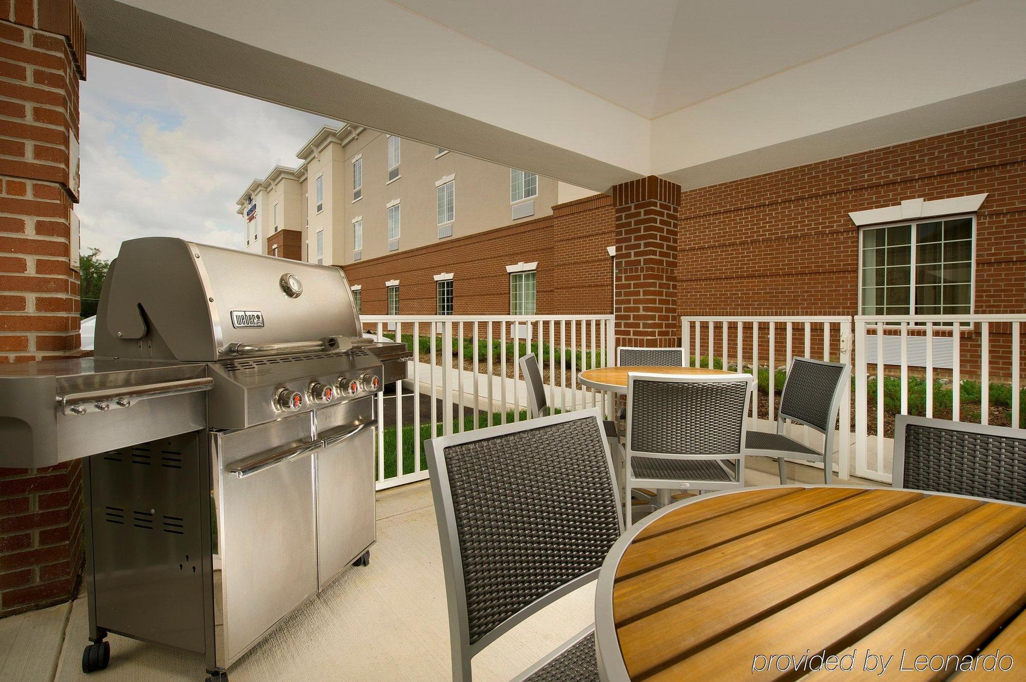 Stayapt Suites Alexandria-Fort Belvoir מראה חיצוני תמונה