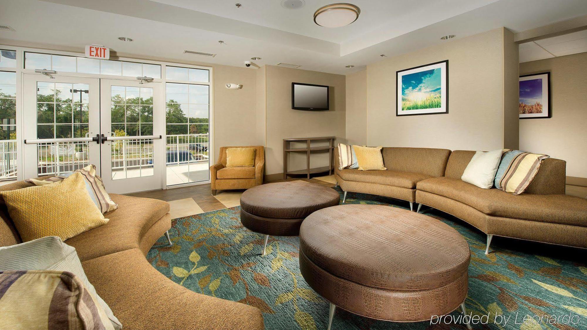 Stayapt Suites Alexandria-Fort Belvoir מראה חיצוני תמונה