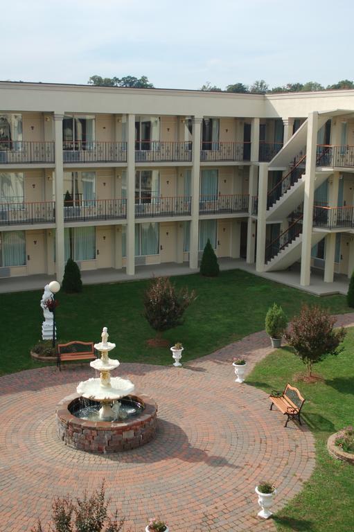 Stayapt Suites Alexandria-Fort Belvoir מראה חיצוני תמונה