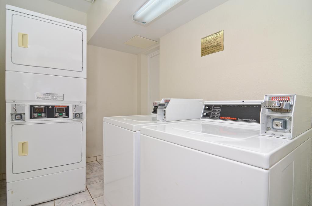 Stayapt Suites Alexandria-Fort Belvoir מראה חיצוני תמונה